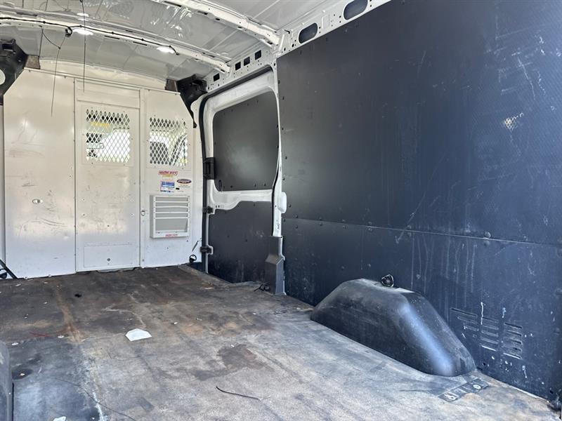 Ford Transit 250 Van Med. Roof w/Sliding Pass. 148-in. WB 2019