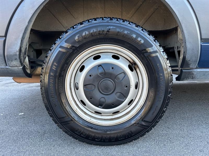 Ford Transit 250 Van Med. Roof w/Sliding Pass. 148-in. WB 2019