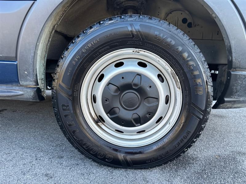 Ford Transit 250 Van Med. Roof w/Sliding Pass. 148-in. WB 2019