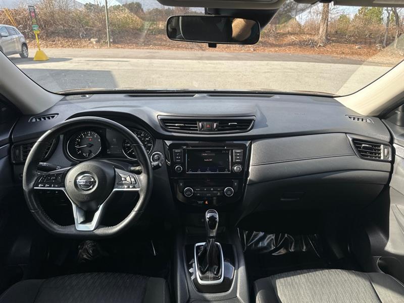 Nissan Rogue SV 2WD 2020