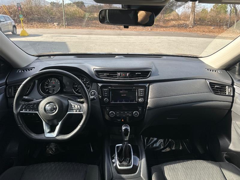 Nissan Rogue SV 2WD 2020