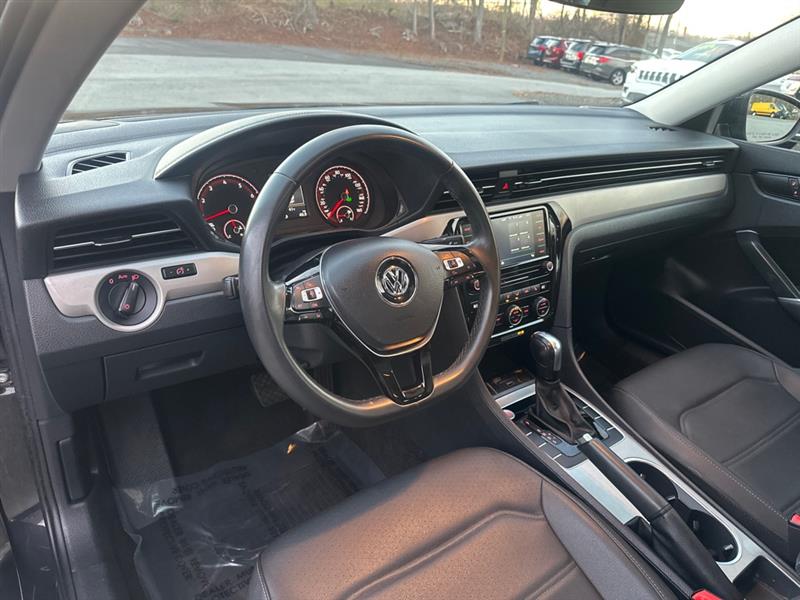 Volkswagen Passat SE 2021