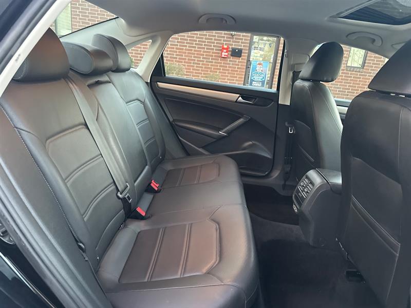 Volkswagen Passat SE 2021