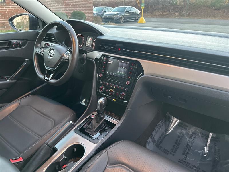 Volkswagen Passat SE 2021