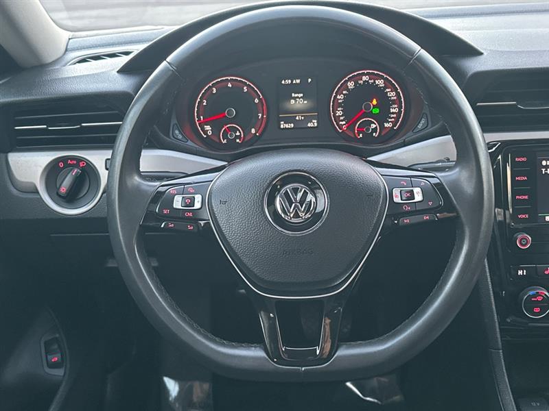 Volkswagen Passat SE 2021