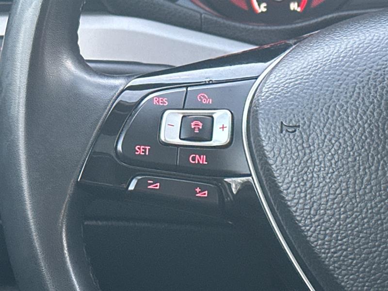 Volkswagen Passat SE 2021