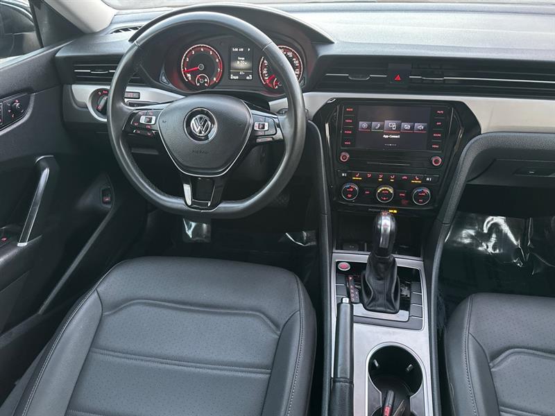 Volkswagen Passat SE 2021