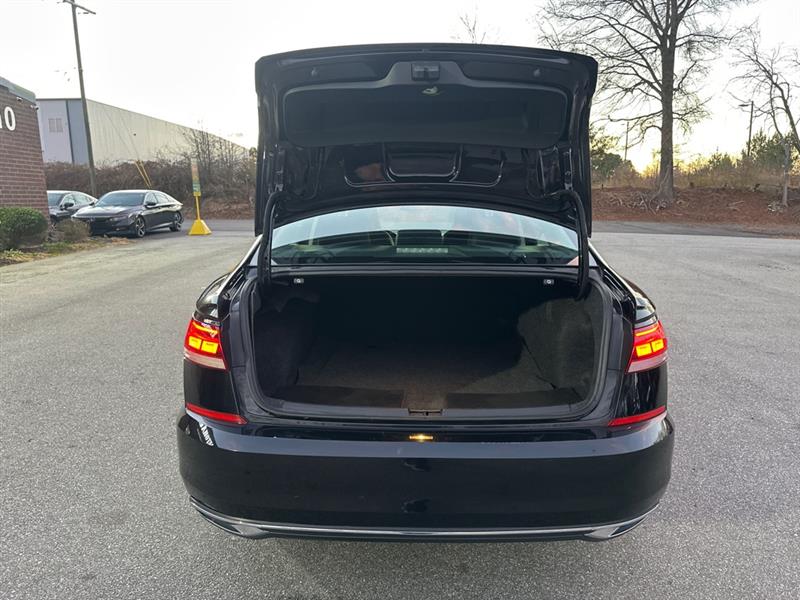 Volkswagen Passat SE 2021