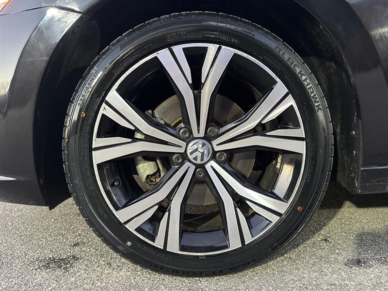 Volkswagen Passat SE 2021