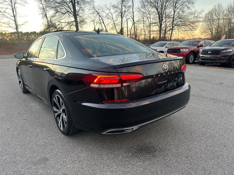 Volkswagen Passat SE 2021