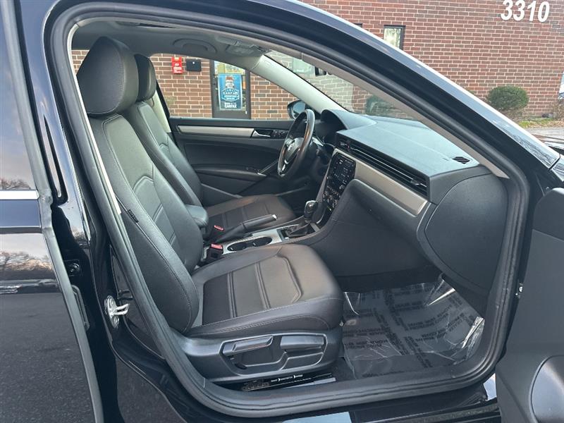 Volkswagen Passat SE 2021