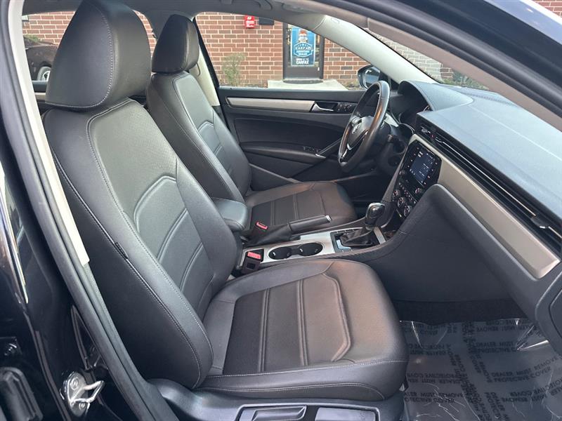 Volkswagen Passat SE 2021