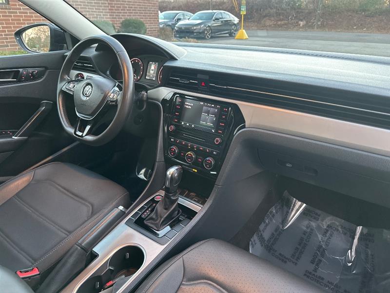 Volkswagen Passat SE 2021