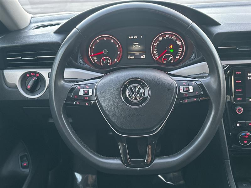 Volkswagen Passat SE 2021