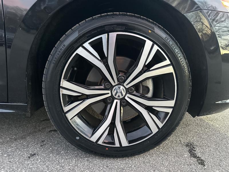 Volkswagen Passat SE 2021