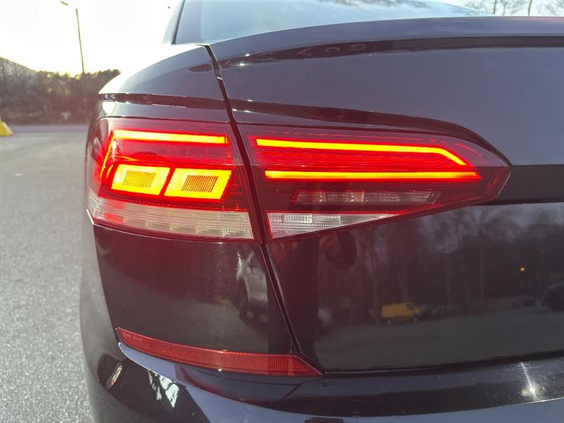 Volkswagen Passat SE 2021