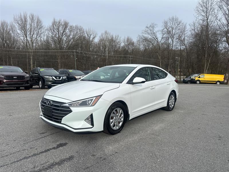 Hyundai Elantra SE 6M 2020