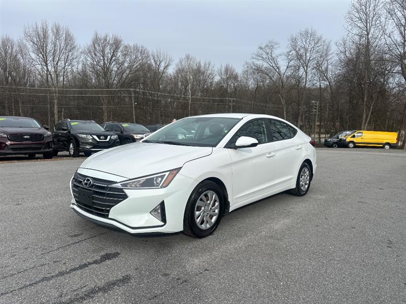 Hyundai Elantra SE 6M 2020