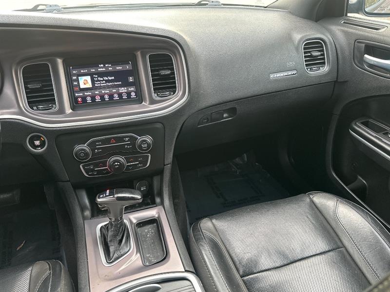 Dodge Charger SXT 2021