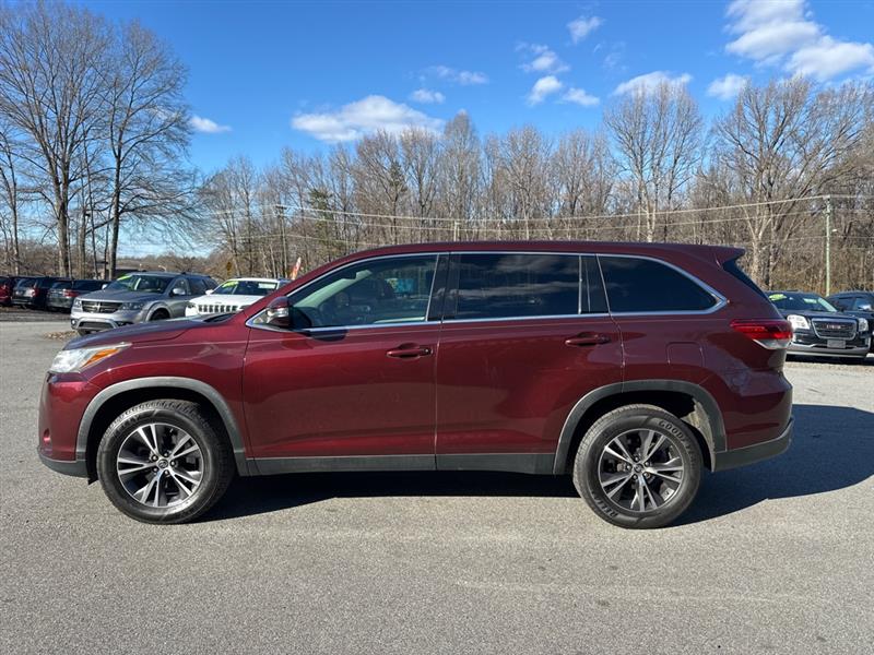Toyota Highlander LE FWD I4 2019