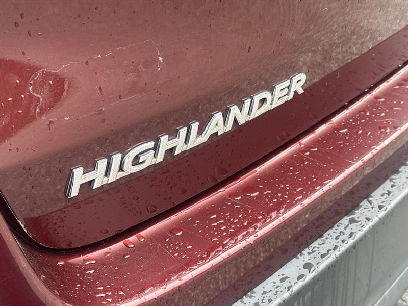 Toyota Highlander LE FWD I4 2019