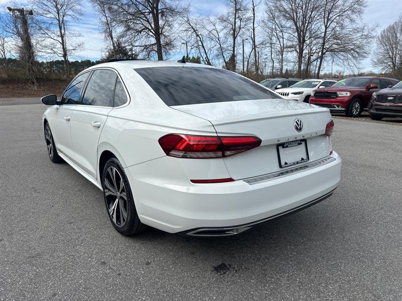 Volkswagen Passat SE 2021