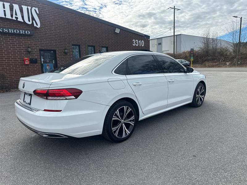 Volkswagen Passat SE 2021