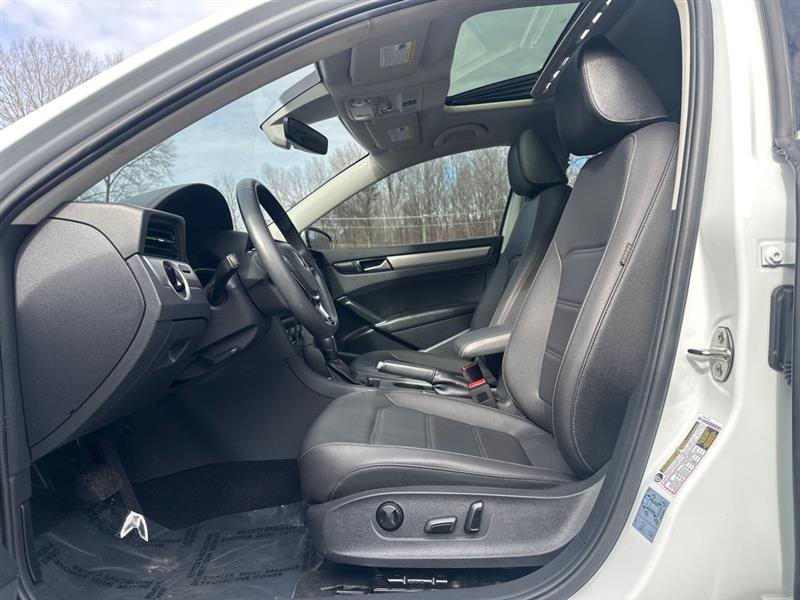 Volkswagen Passat SE 2021