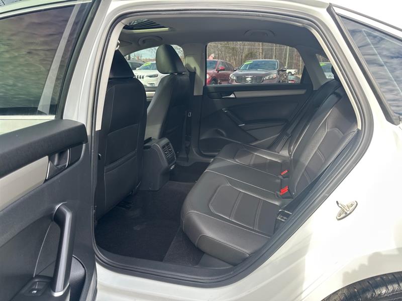 Volkswagen Passat SE 2021