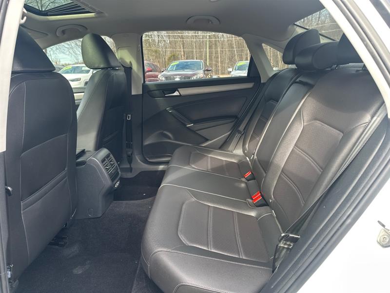 Volkswagen Passat SE 2021