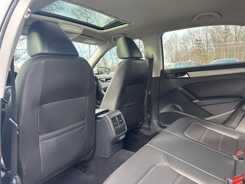 Volkswagen Passat SE 2021