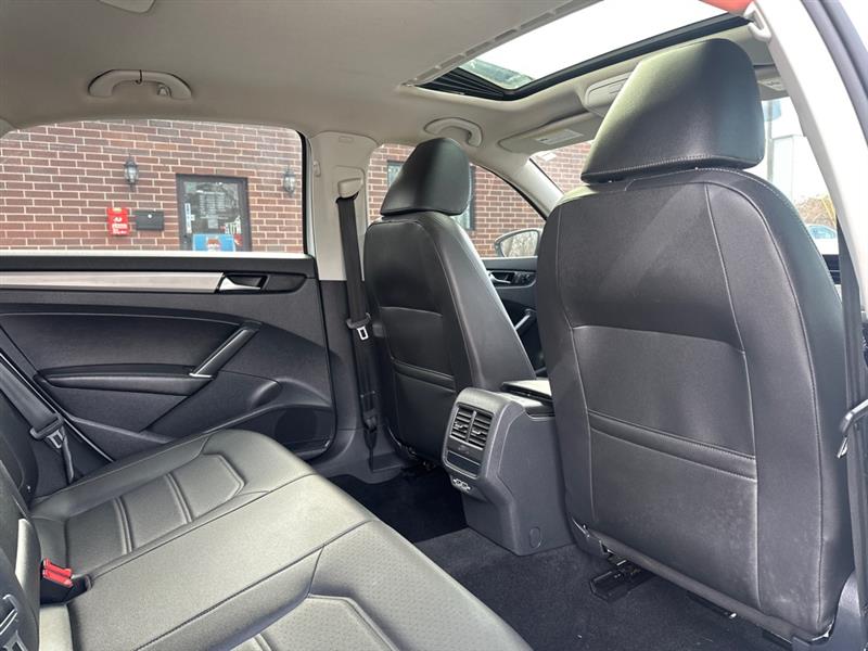 Volkswagen Passat SE 2021