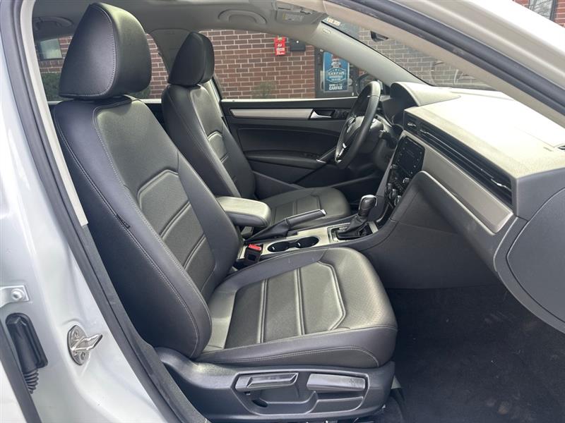 Volkswagen Passat SE 2021