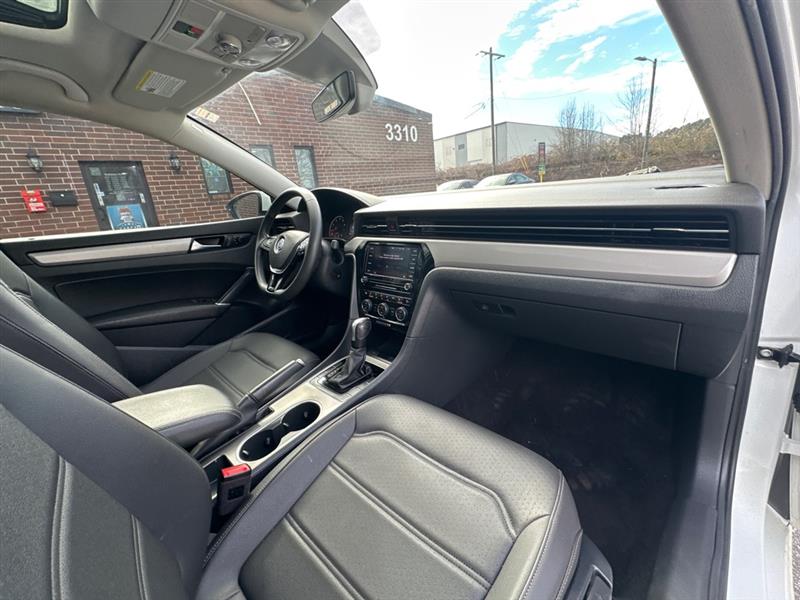 Volkswagen Passat SE 2021