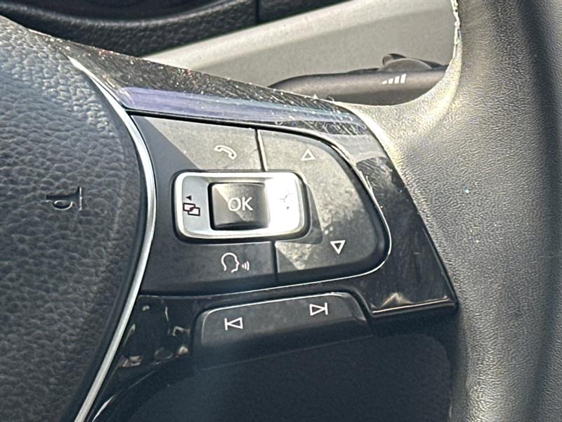 Volkswagen Passat SE 2021