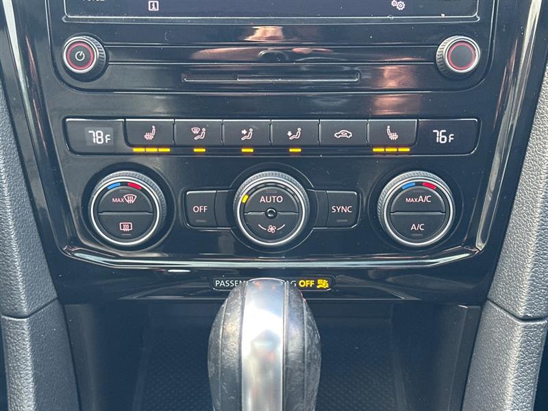 Volkswagen Passat SE 2021