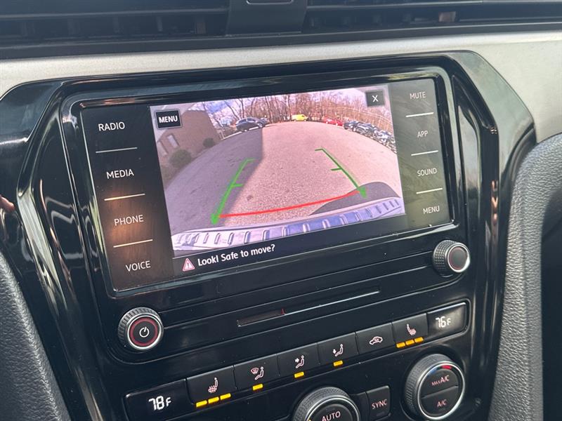 Volkswagen Passat SE 2021