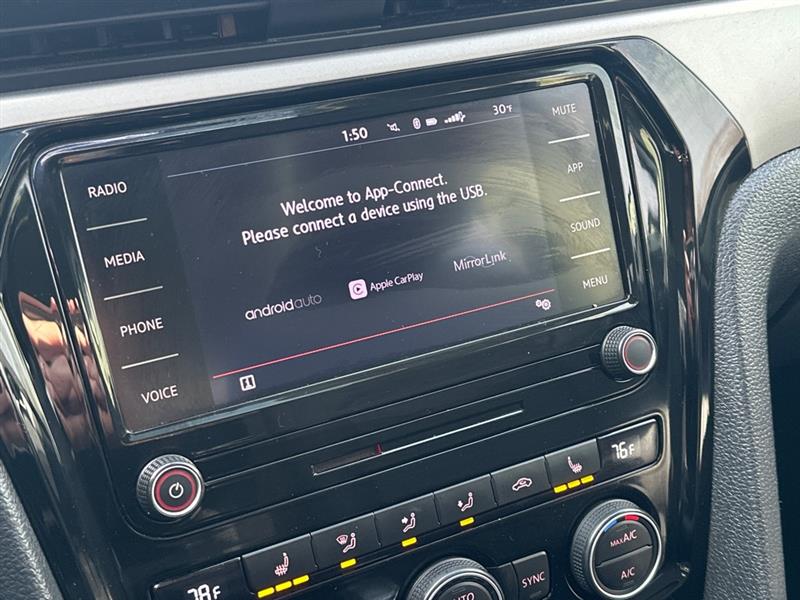 Volkswagen Passat SE 2021