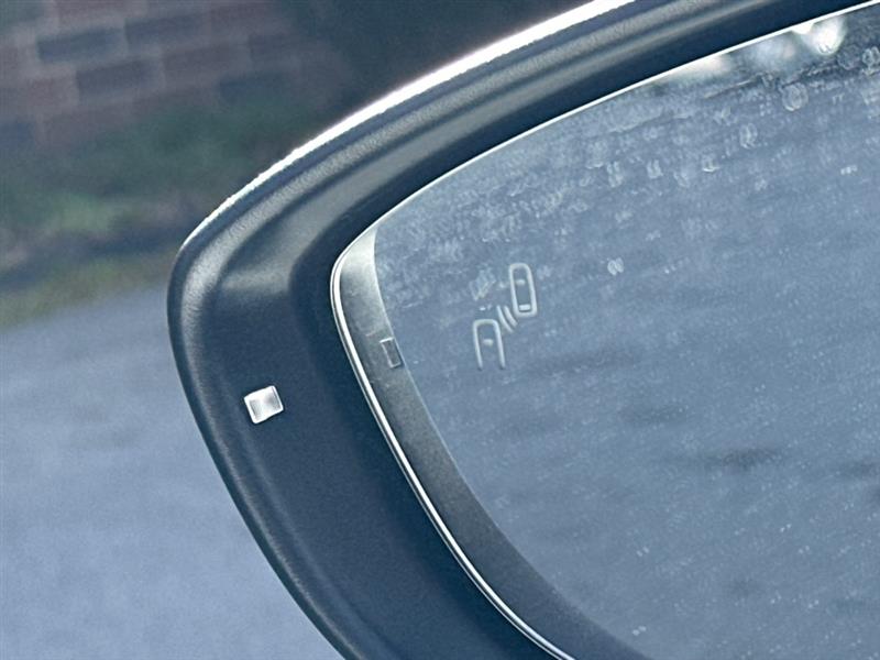 Volkswagen Passat SE 2021