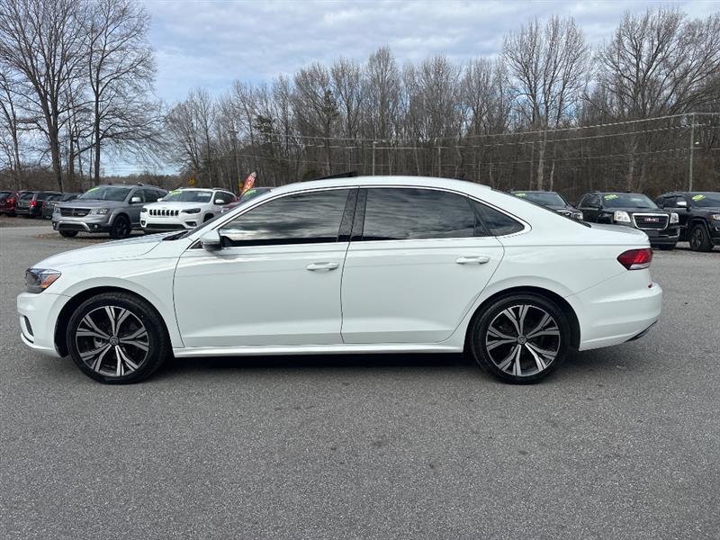 Volkswagen Passat SE 2021