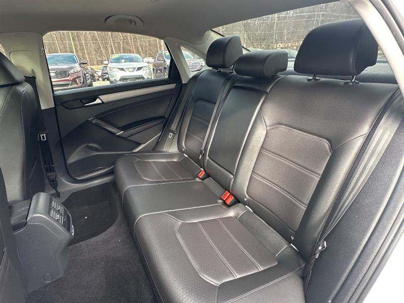 Volkswagen Passat SE 2021