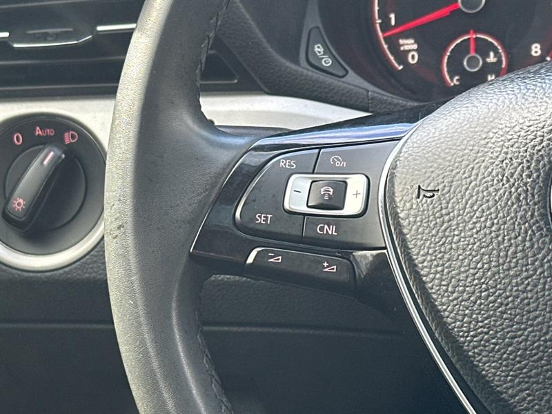 Volkswagen Passat SE 2021