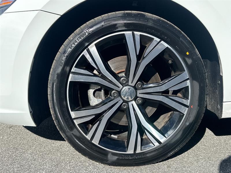 Volkswagen Passat SE 2021