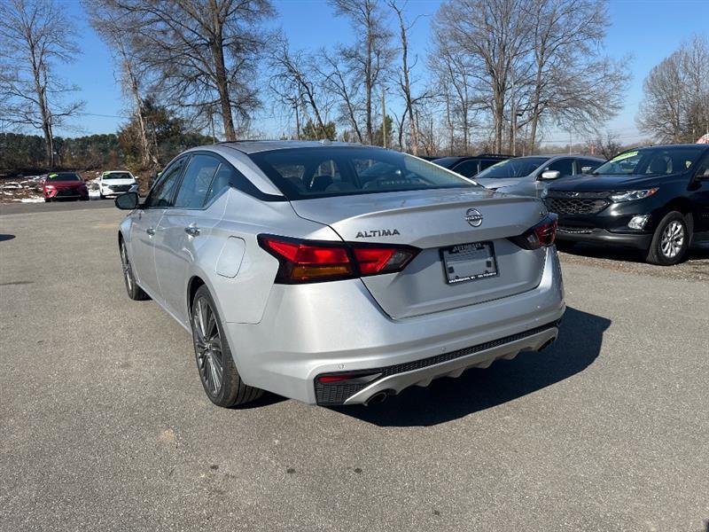Nissan Altima 2.5 SL 2023