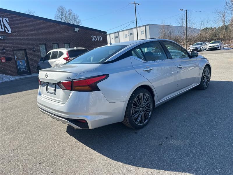 Nissan Altima 2.5 SL 2023