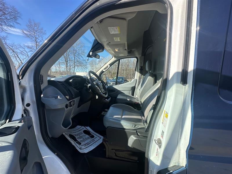 Ford Transit 250 Van High Roof w/Sliding Pass. 148-in. WB EL 2019
