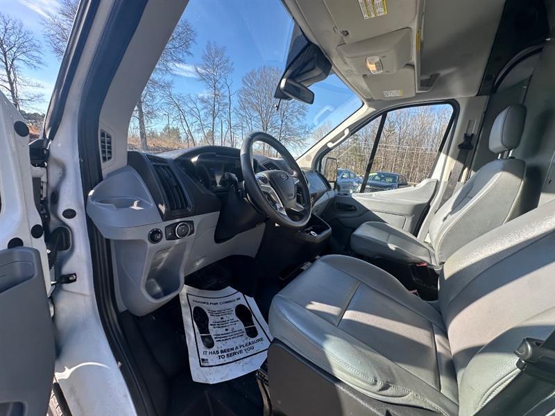 Ford Transit 250 Van High Roof w/Sliding Pass. 148-in. WB EL 2019