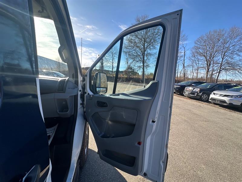 Ford Transit 250 Van High Roof w/Sliding Pass. 148-in. WB EL 2019