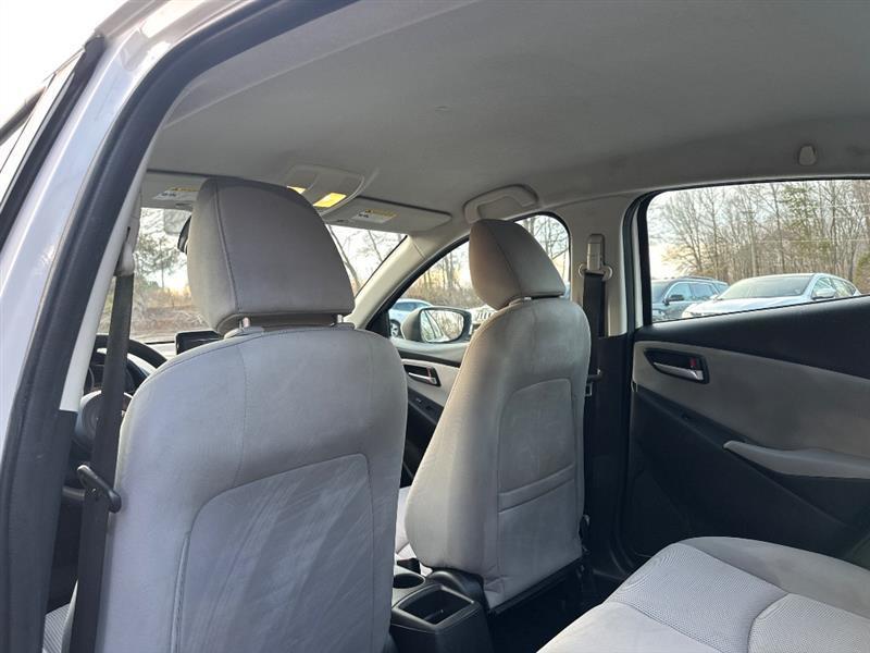 Toyota Yaris iA 6A 2019