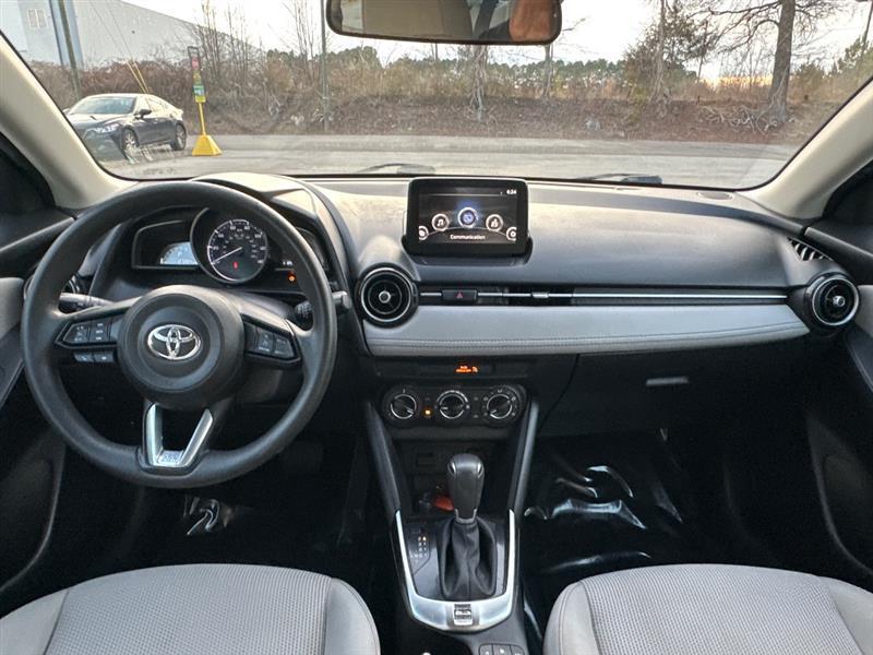Toyota Yaris iA 6A 2019